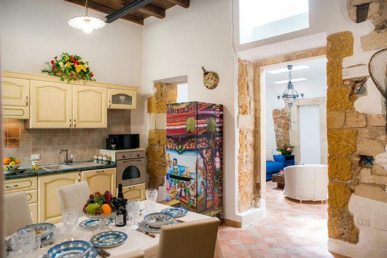 Ortigia Ancient House Apartment Syracuse ภายนอก รูปภาพ