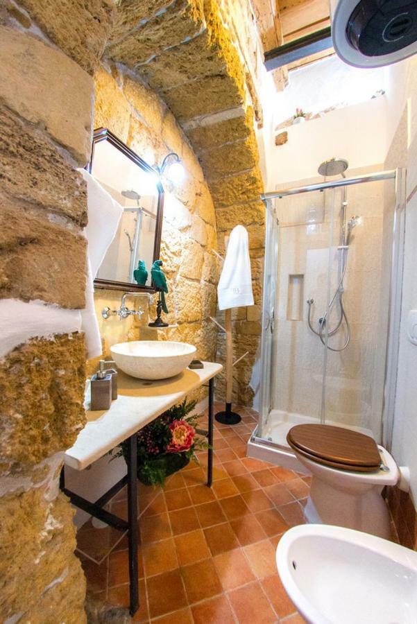 Ortigia Ancient House Apartment Syracuse ภายนอก รูปภาพ