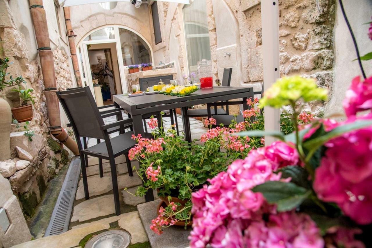 Ortigia Ancient House Apartment Syracuse ภายนอก รูปภาพ